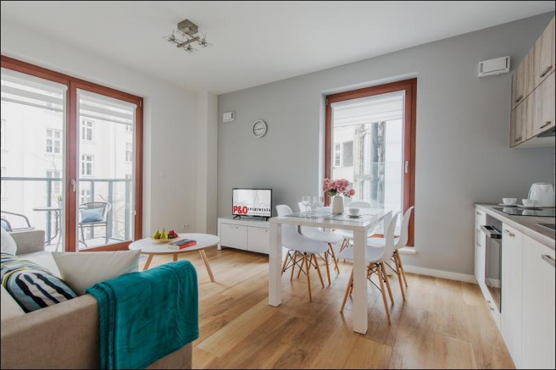 P&O Serviced Apartments Solec Warsaw Ngoại thất bức ảnh